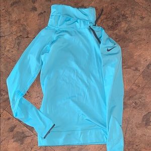 Nike Pro pullover
